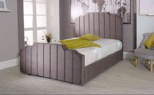 Winchester Panel Bed